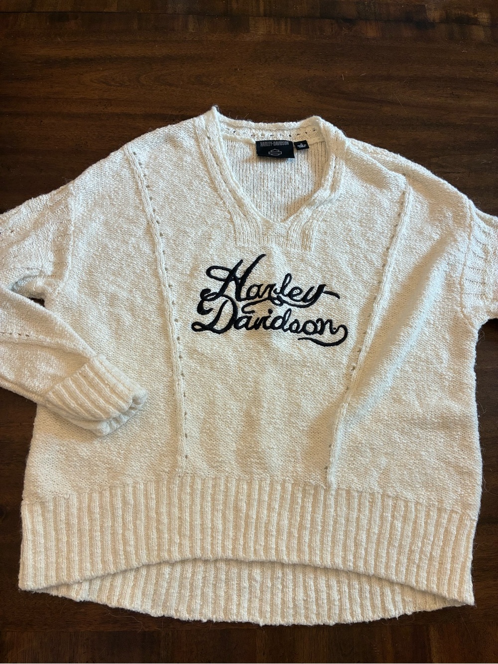 Harley Davidson Station Sweater V-Neck Women’s Medium Cloud Dancer Off White